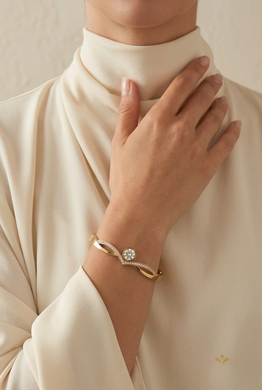 Aurethé Zenith V-Bangle
